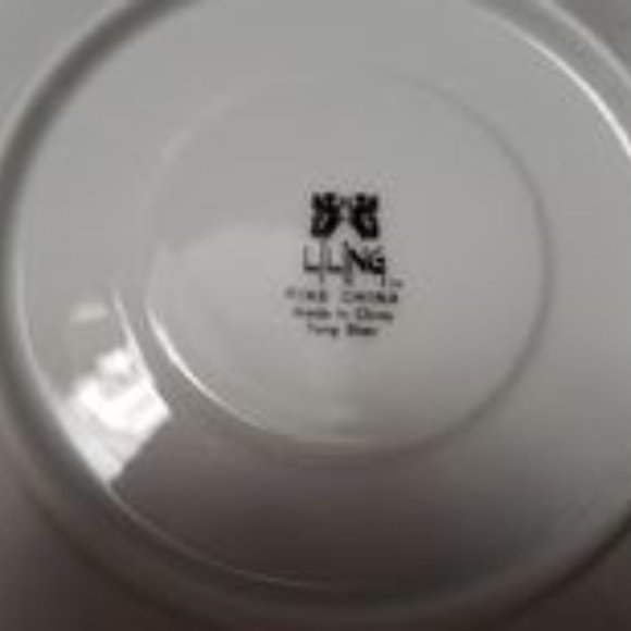 Fine China Tea Set - Picture 3 of 3